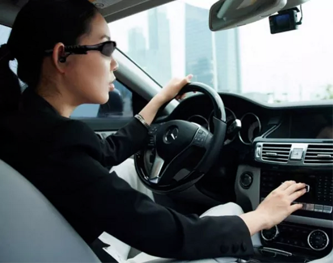 Gafas de sol con auriculares